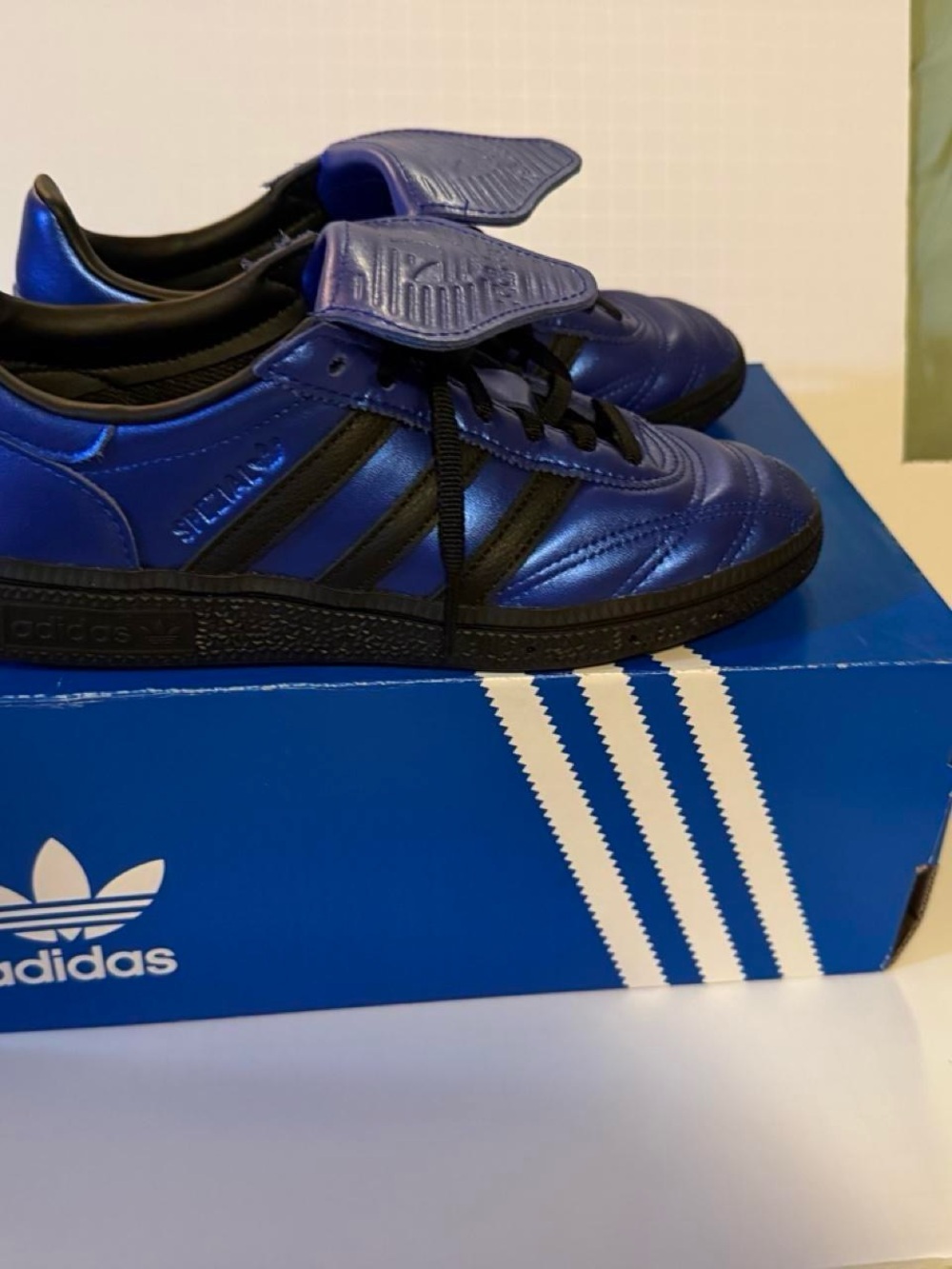 adidas women’s adidas Spezial Shoes in Metallic Blue and Black Accents JH5602